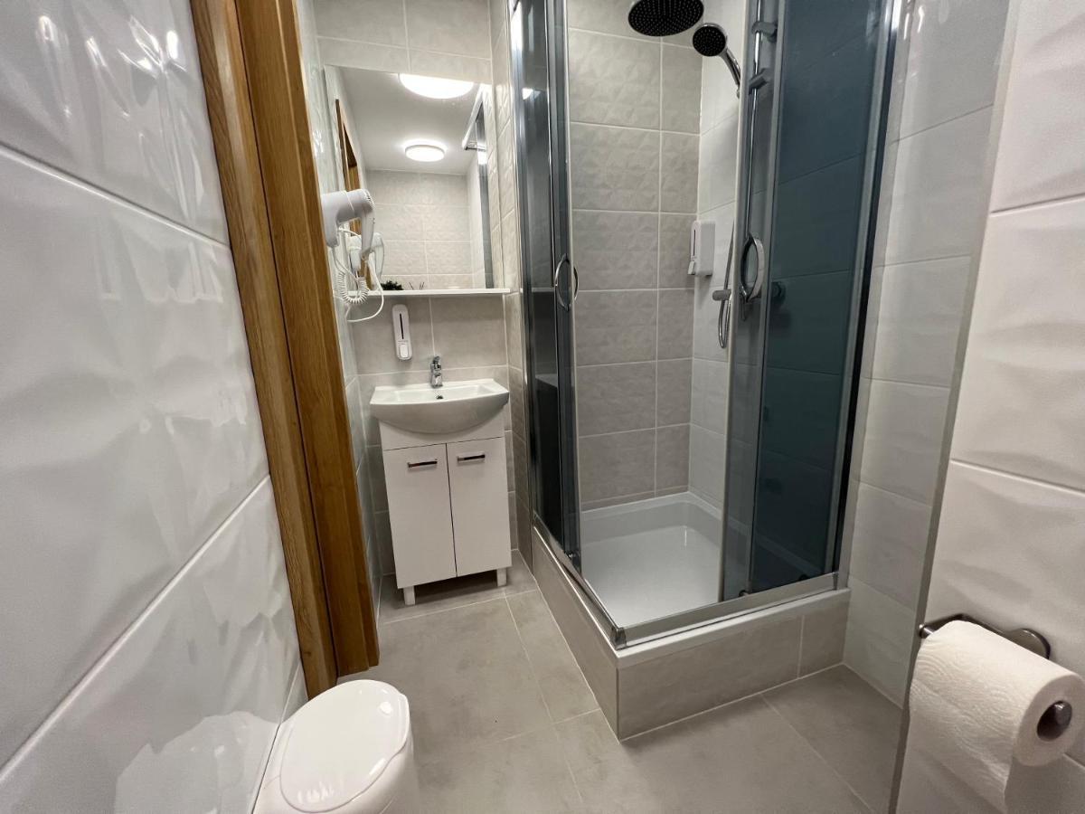 ,,Na Kwiatowej'' Apartamento Tomaszów Mazowiecki Exterior foto